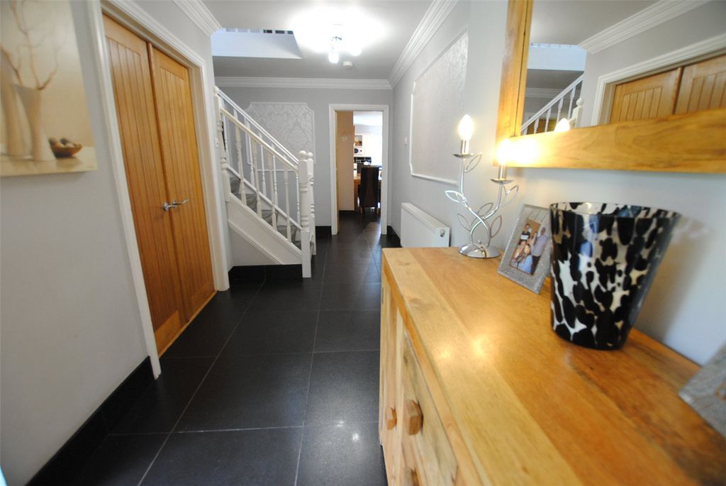 Property photo 3 of 31 Hallway