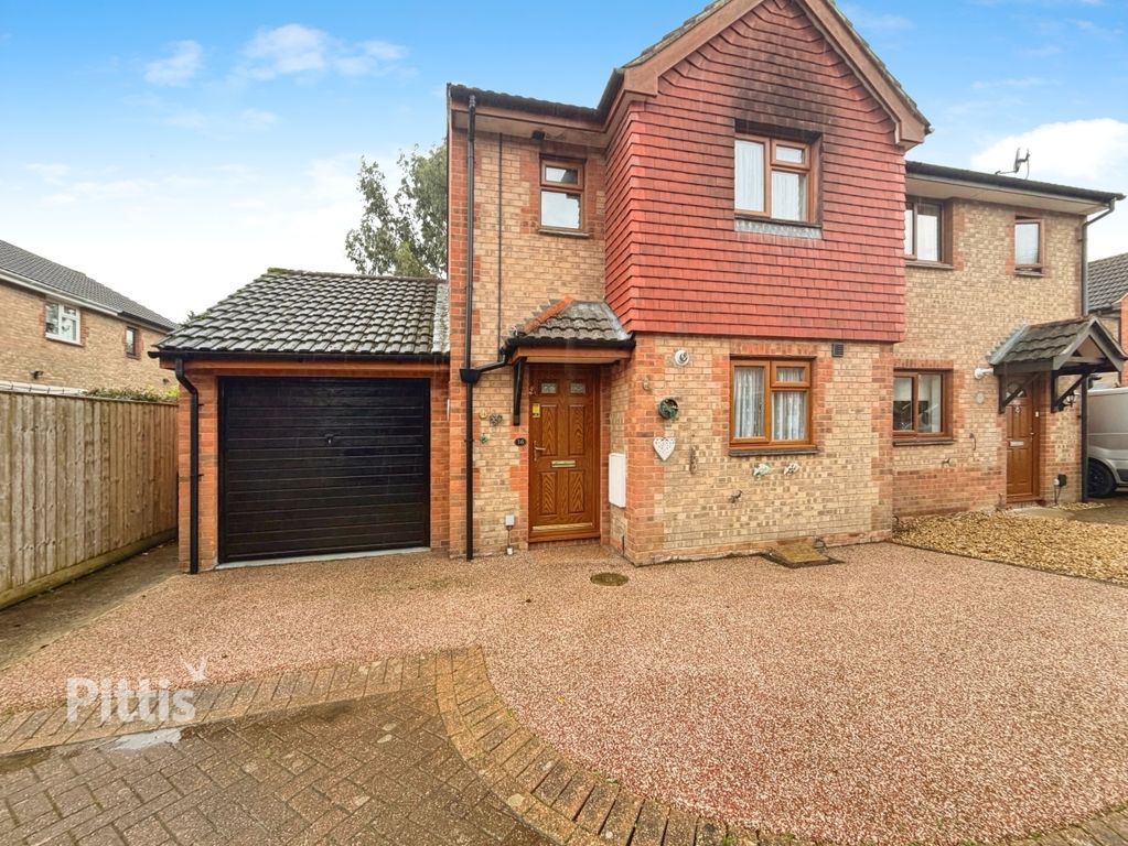 Property photo 1 of 11