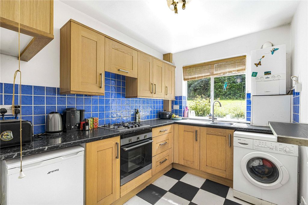 Property photo 2 of 13 Picture No. 08