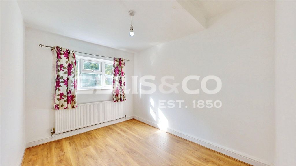 Property photo 3 of 17 Picture No. 03
