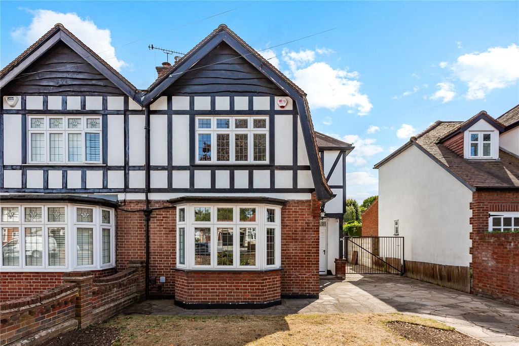 Property photo 1 of 19 Front