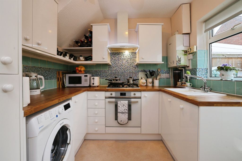 Property photo 2 of 15