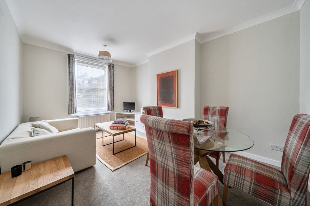 Property photo 3 of 14 1417333-7-6995B4c...