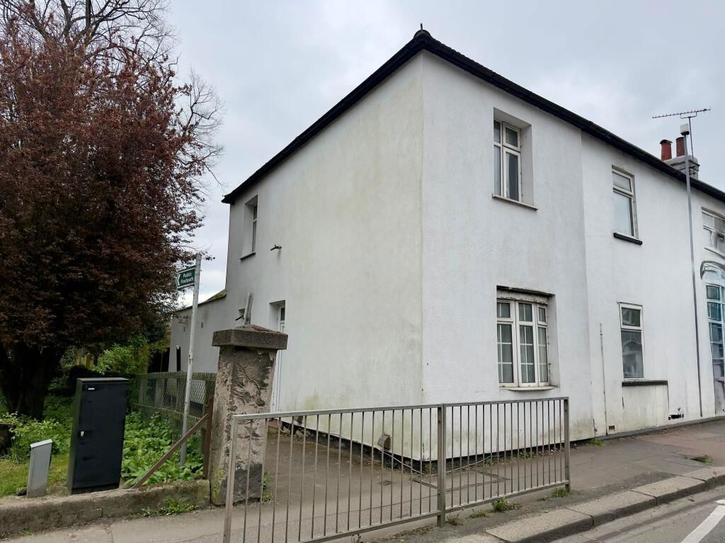 Property photo 1 of 13