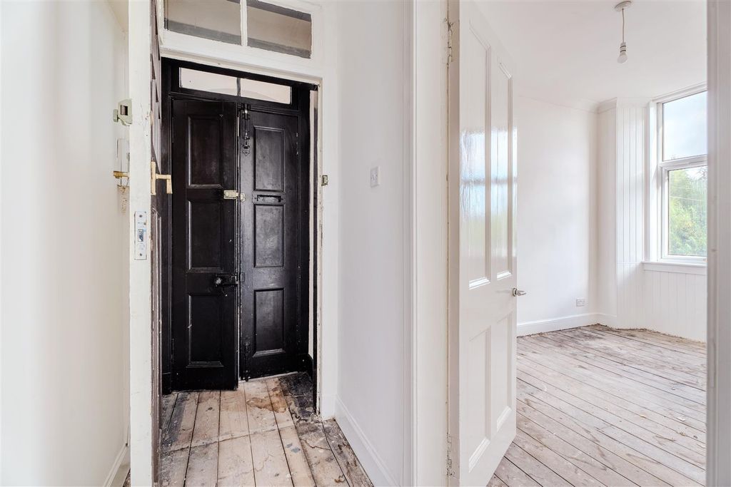Property photo 3 of 15 277Brandon-3.Jpg