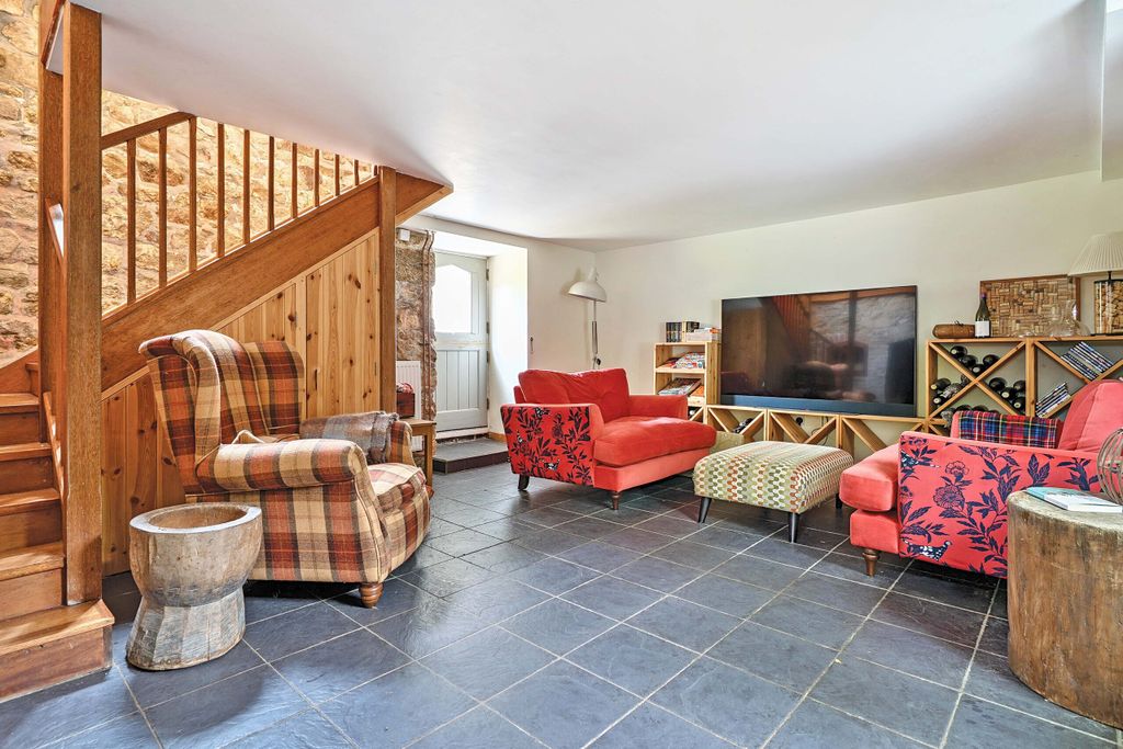 Property photo 1 of 15 Photo 1