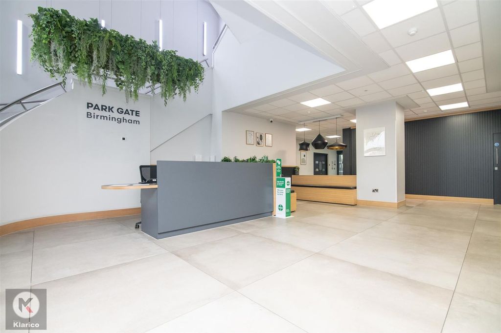 Property photo 2 of 11 Lyndon.Jpg