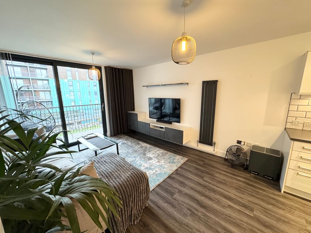 Property photo 3 of 8