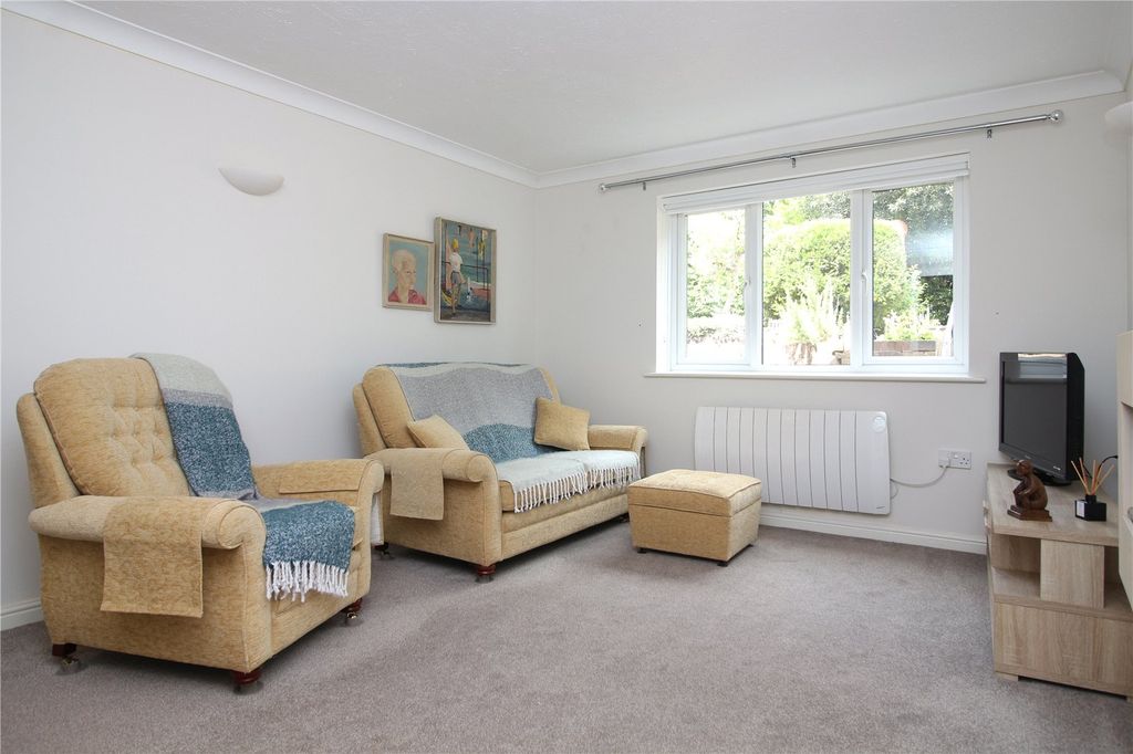 Property photo 3 of 9 Picture No. 15