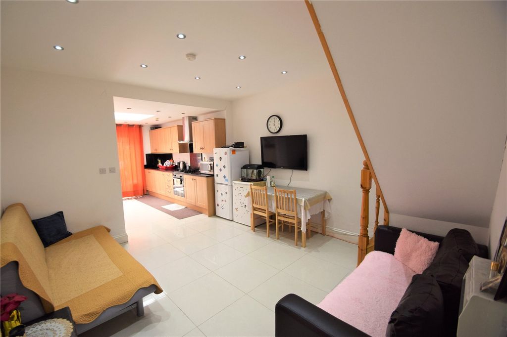 Property photo 2 of 8 Picture No. 03