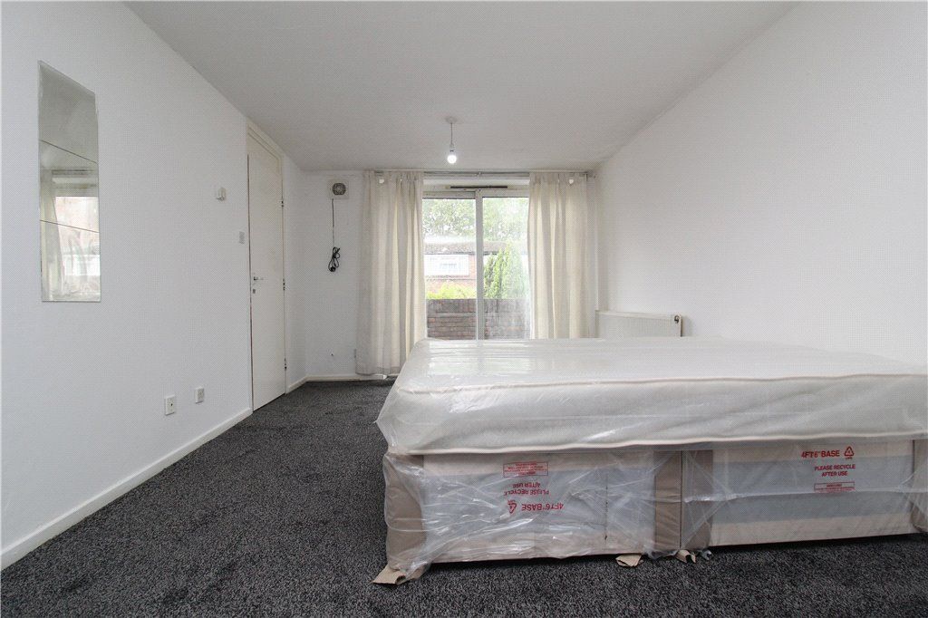 Property photo 2 of 11 Bedroom