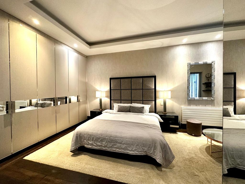 Additional image 22 of 4 bed flat to rentPark Lane, London W1K