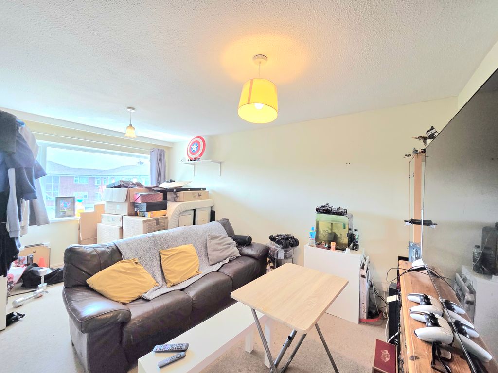 Property photo 3 of 6