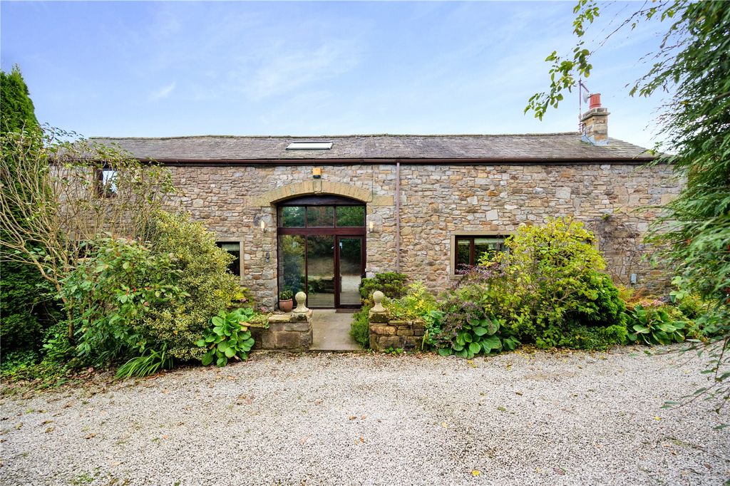 Property photo 1 of 49 External