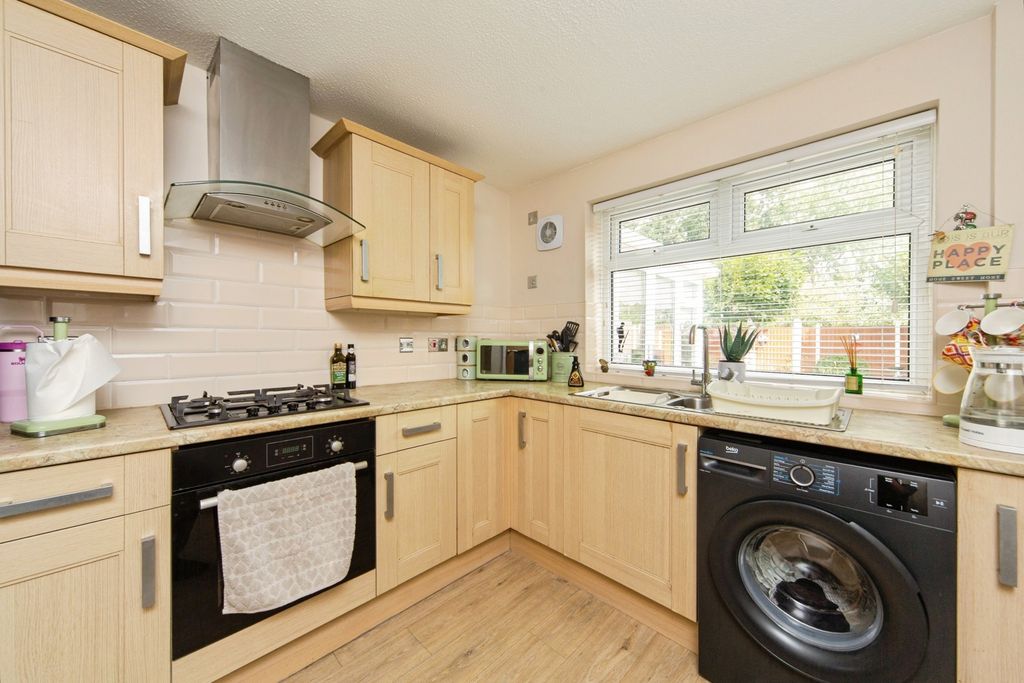 Property photo 3 of 29 Pbox-Img.Jpg