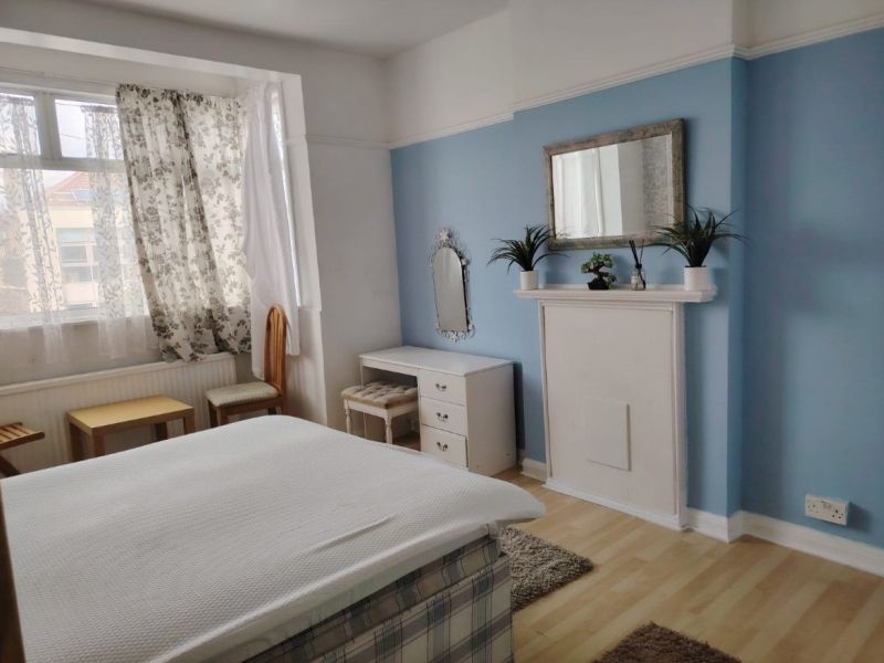 Property photo 1 of 4