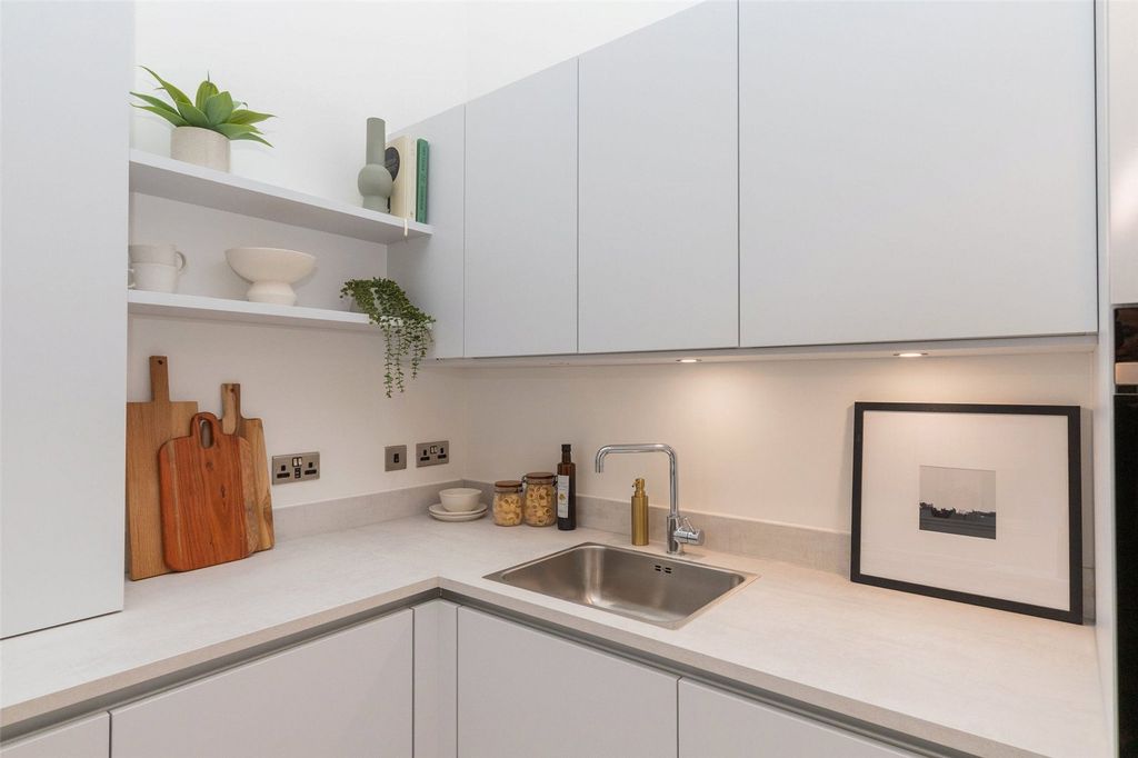 Property photo 3 of 25 Picture No. 44