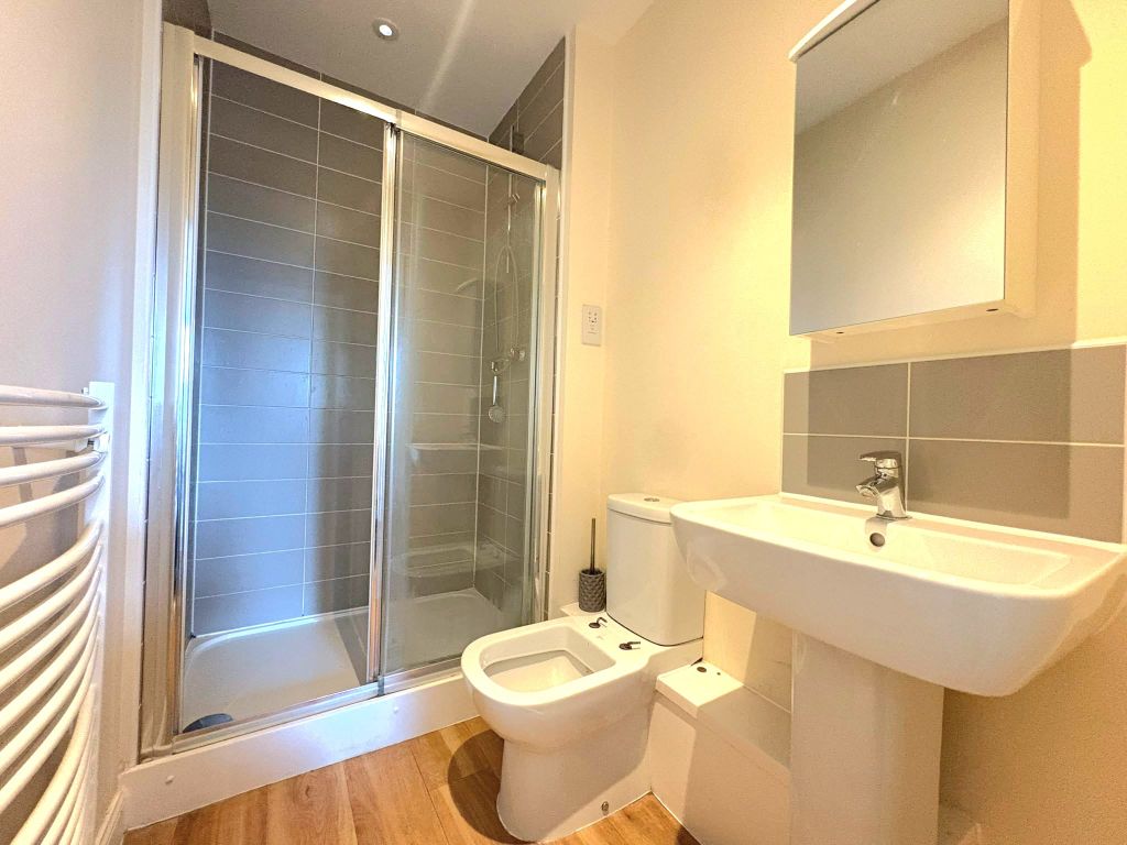 Property photo 3 of 8 2