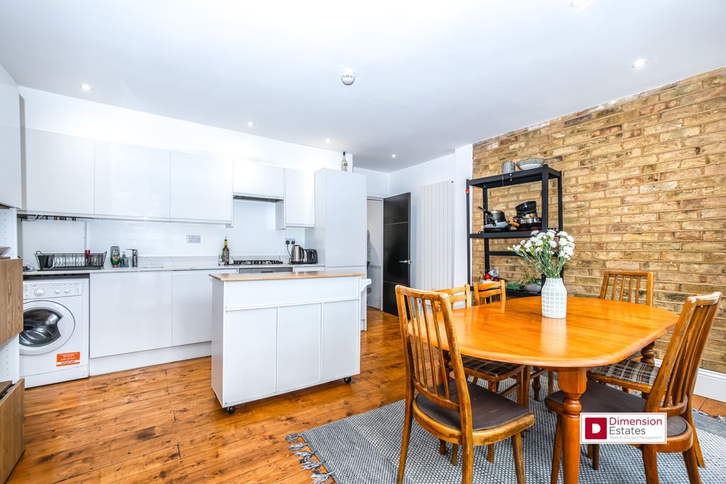 Property photo 1 of 27