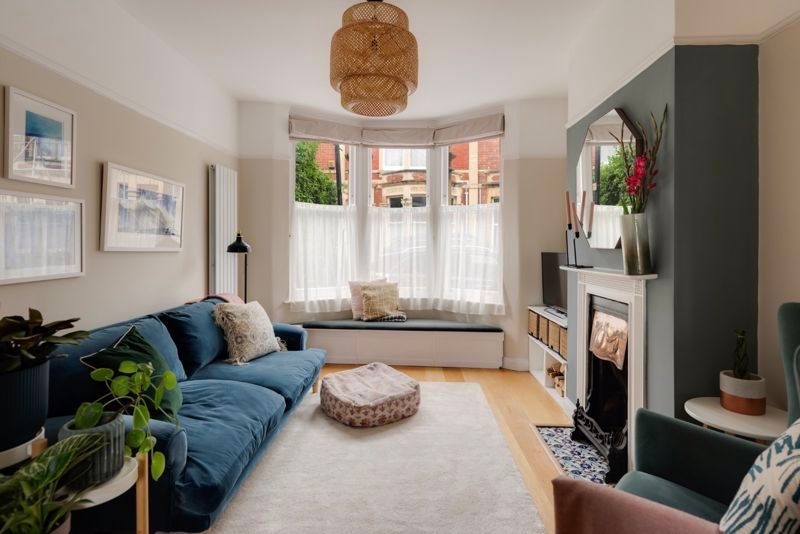 Property photo 1 of 23 Sitting Room