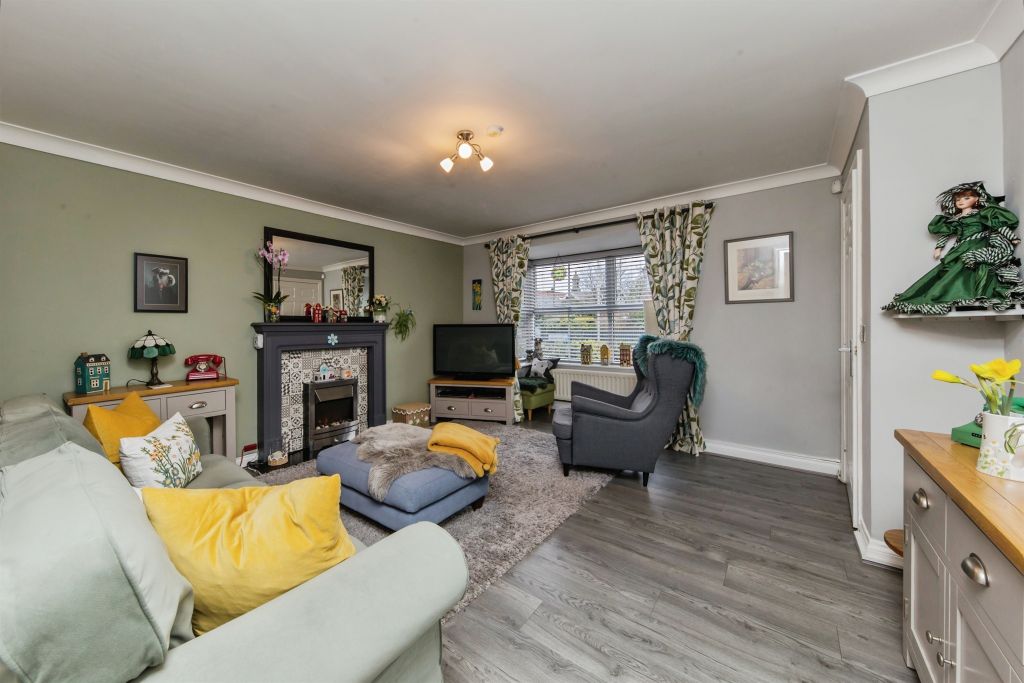 Property photo 3 of 18