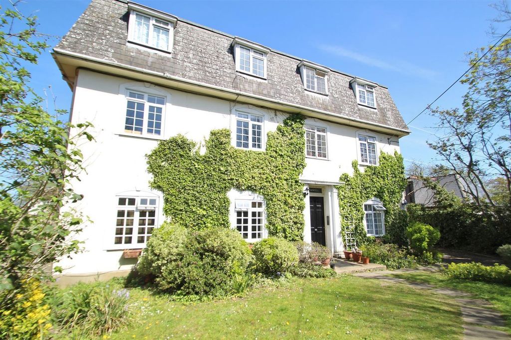 Property photo 1 of 6 Exterior