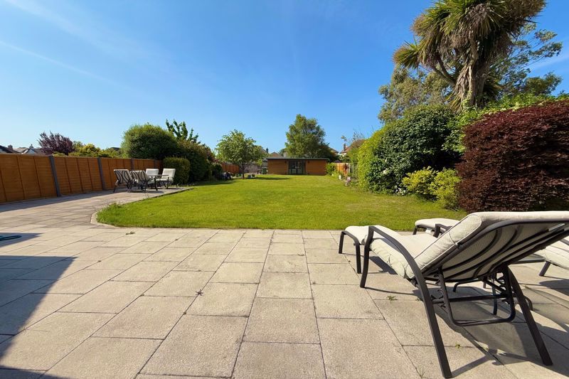 Property photo 2 of 38 Southerly Rear Garden