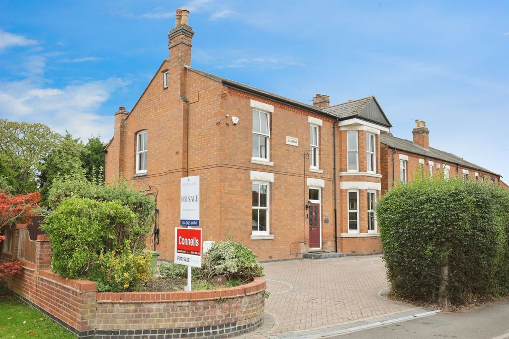 Property photo 1 of 17