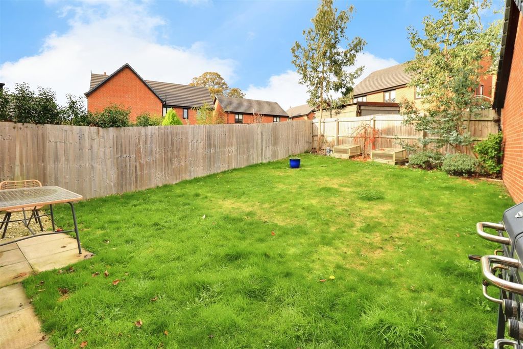 Property photo 2 of 27 Ab9F8Ca1-Img_7795-Img_7797.Jpg