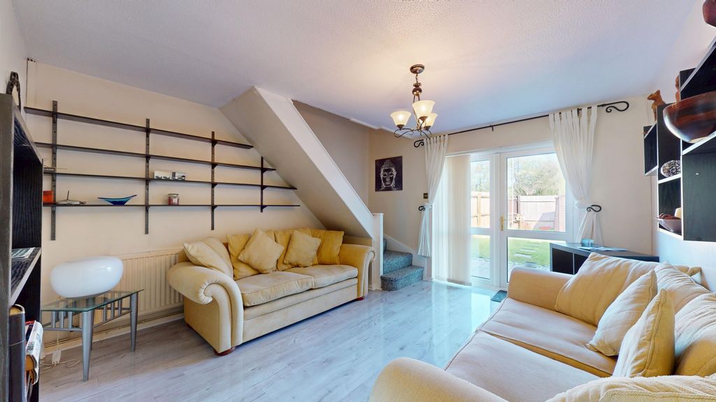 Property photo 3 of 13