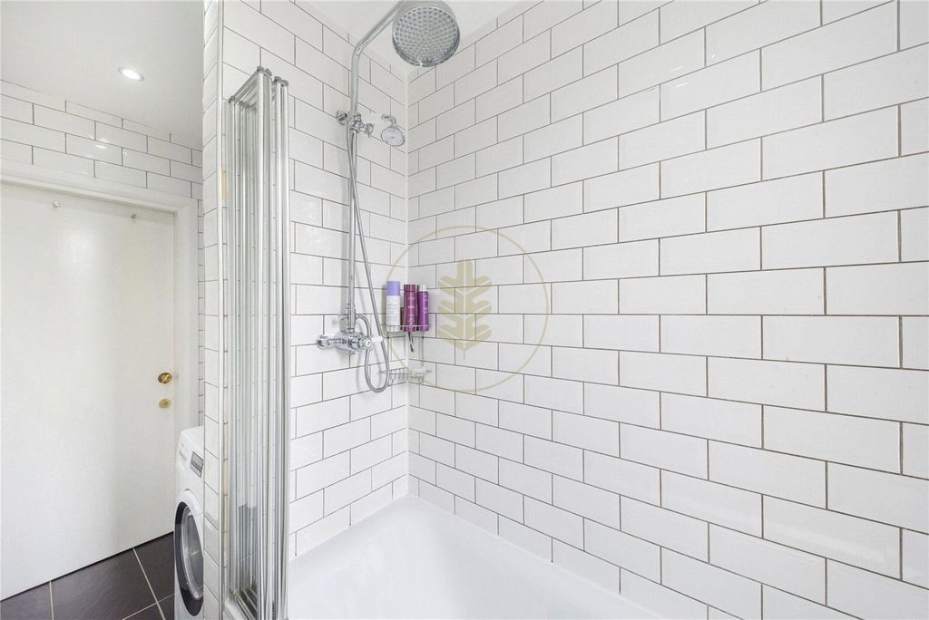 Property photo 3 of 13 Picture No. 01