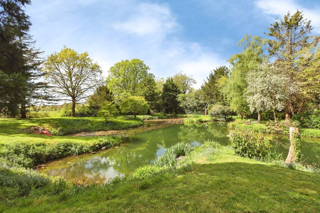 Property photo 2 of 18 Pbox-Img.Jpg