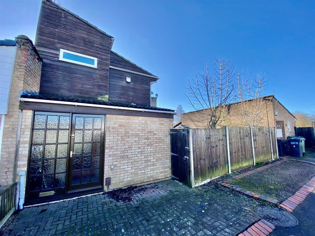 Property photo 1 of 4