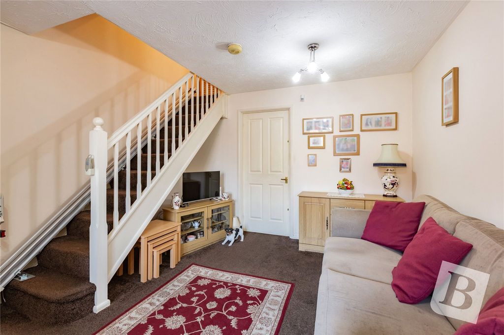 Property photo 2 of 14 Lounge