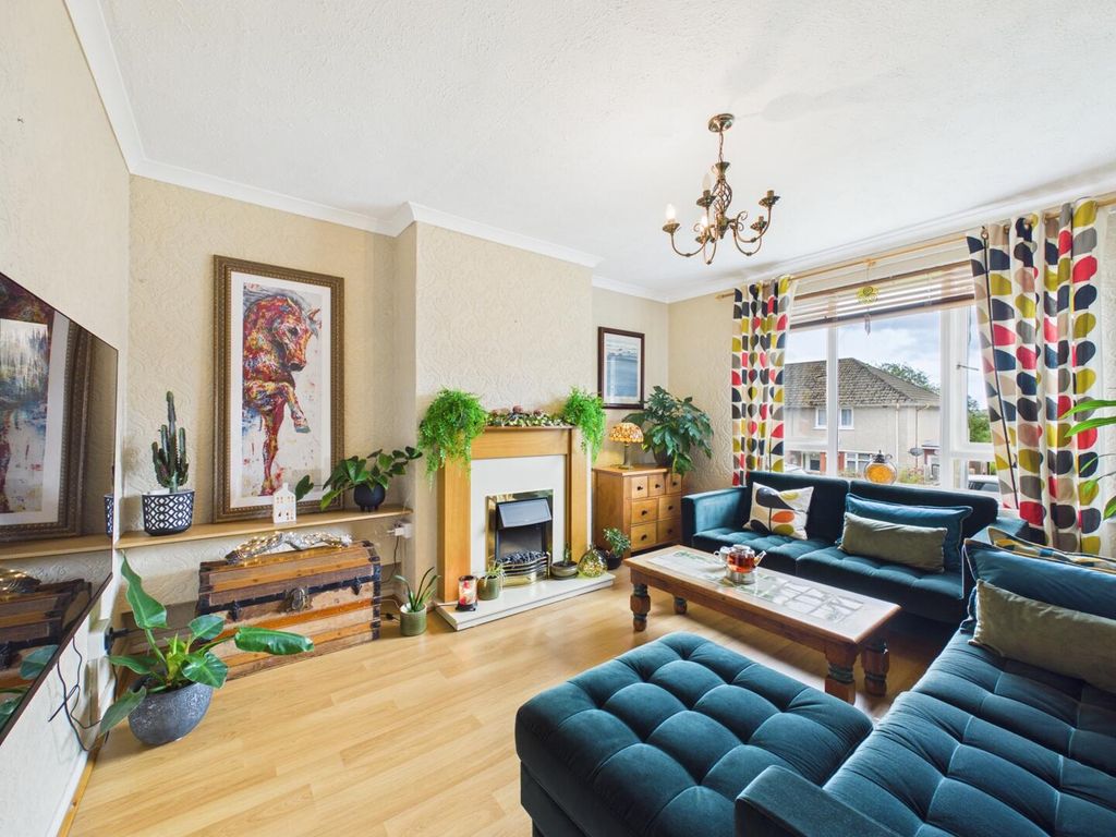2 bed flat for saleDerllwyn Close, Tondu, Bridgend CF32 photo 4