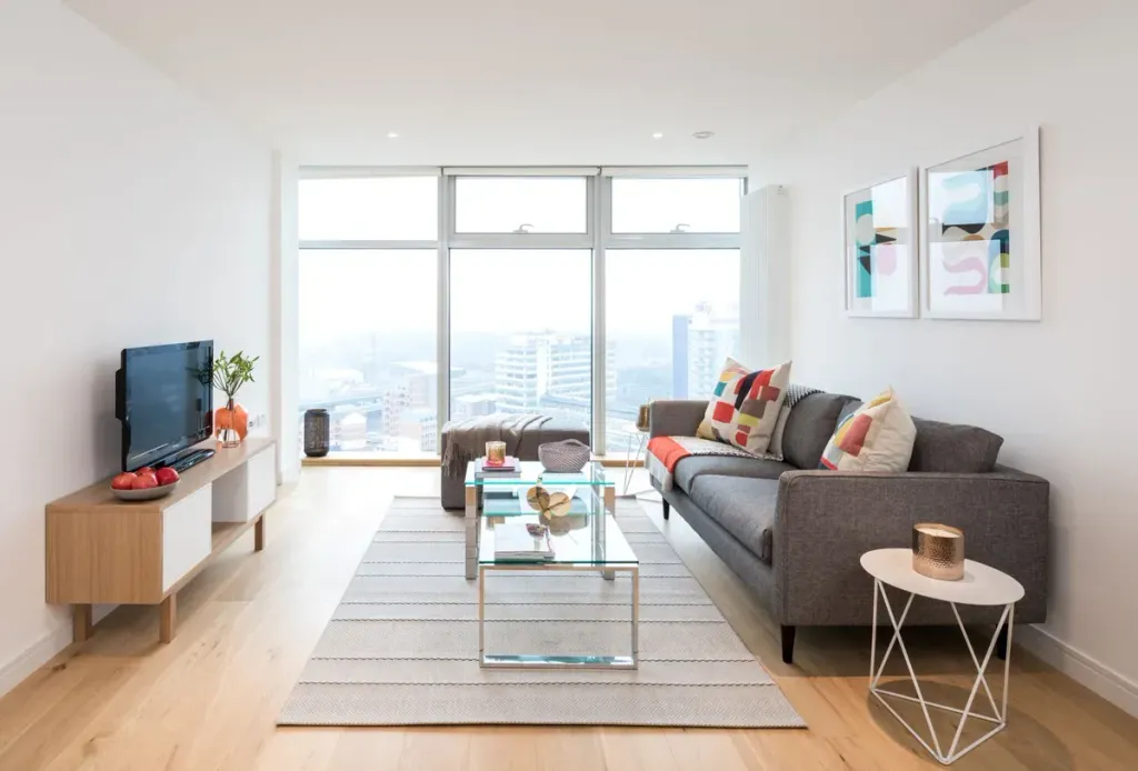 Property photo 2 of 9