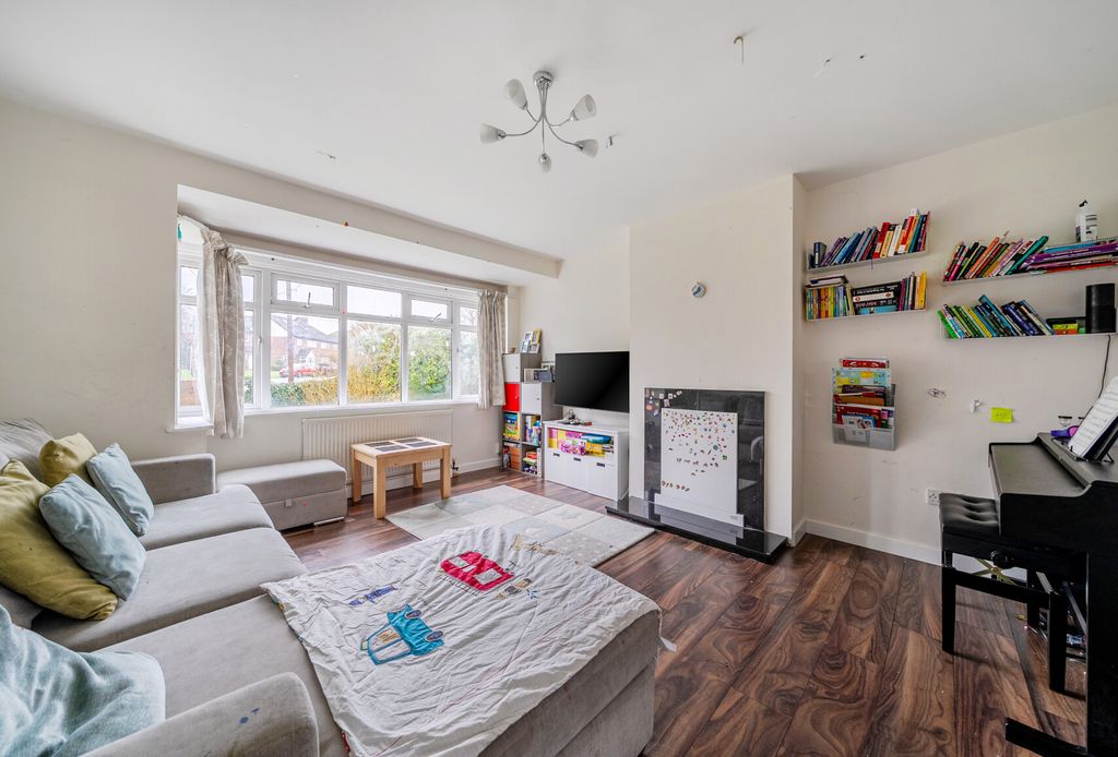 Property photo 2 of 15 1408824-8-6985Da5...