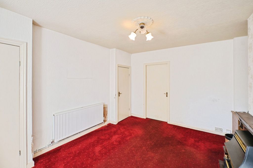 Property photo 3 of 20 Pbox-Img.Jpg