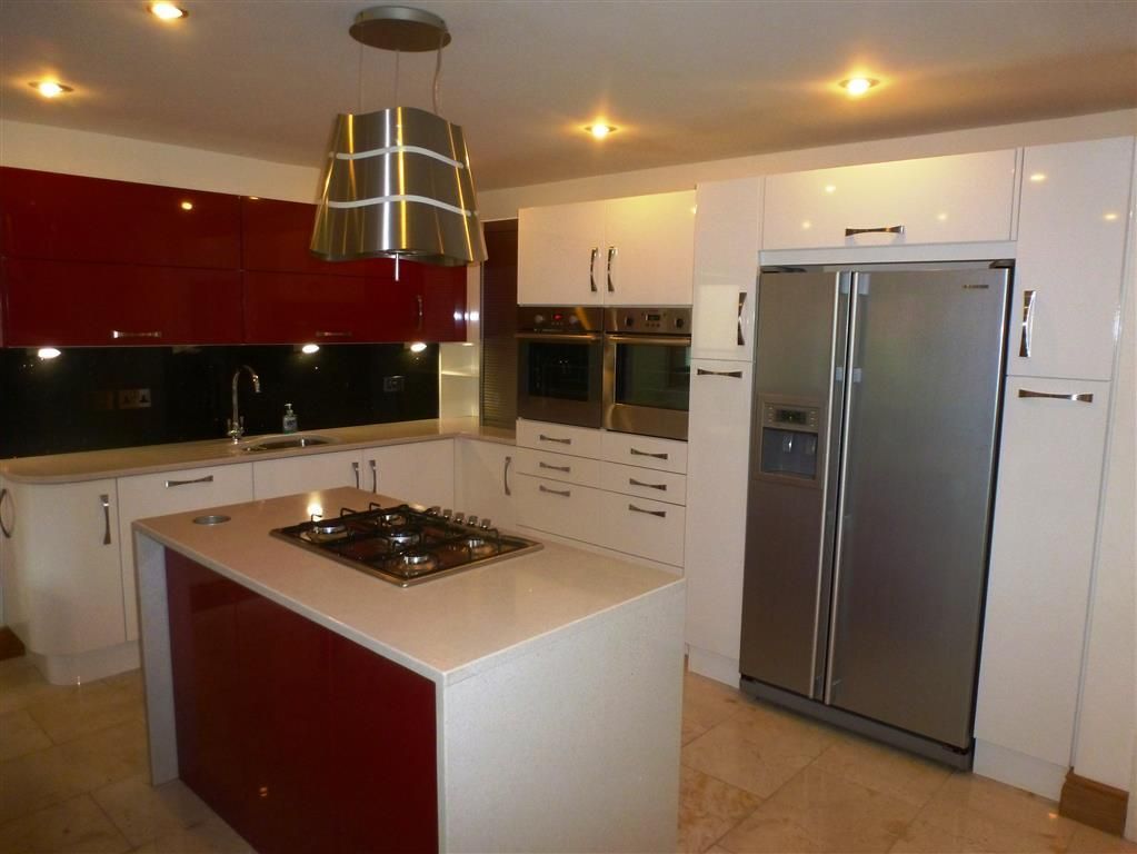 Property photo 2 of 22 Kitchen