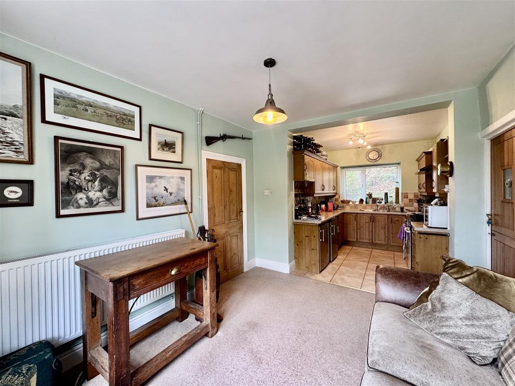 Property photo 3 of 18 Kitchen/ Diner