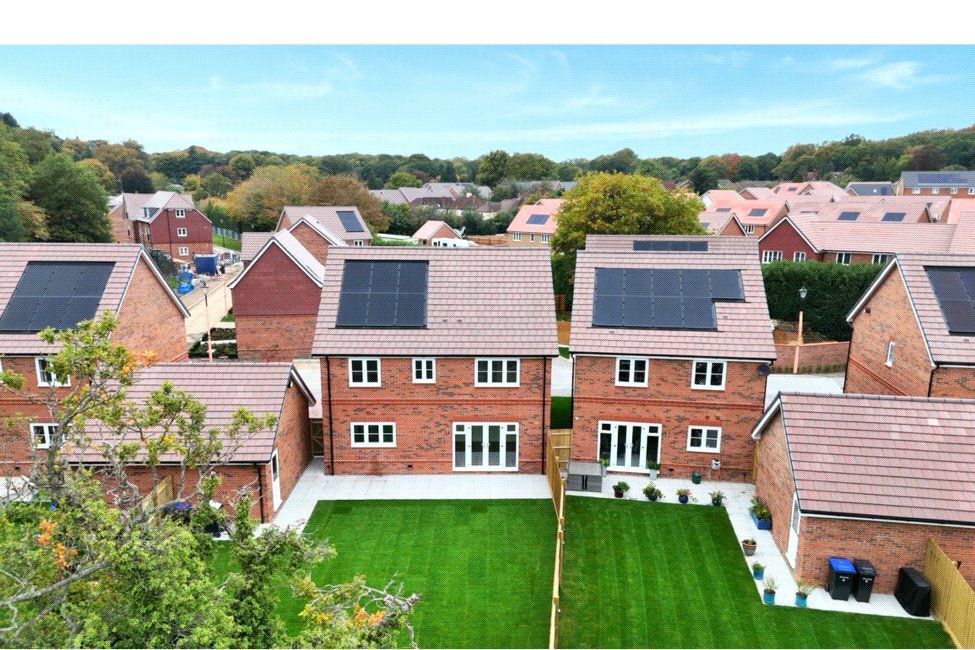 Property photo 3 of 35 Picture No. 37