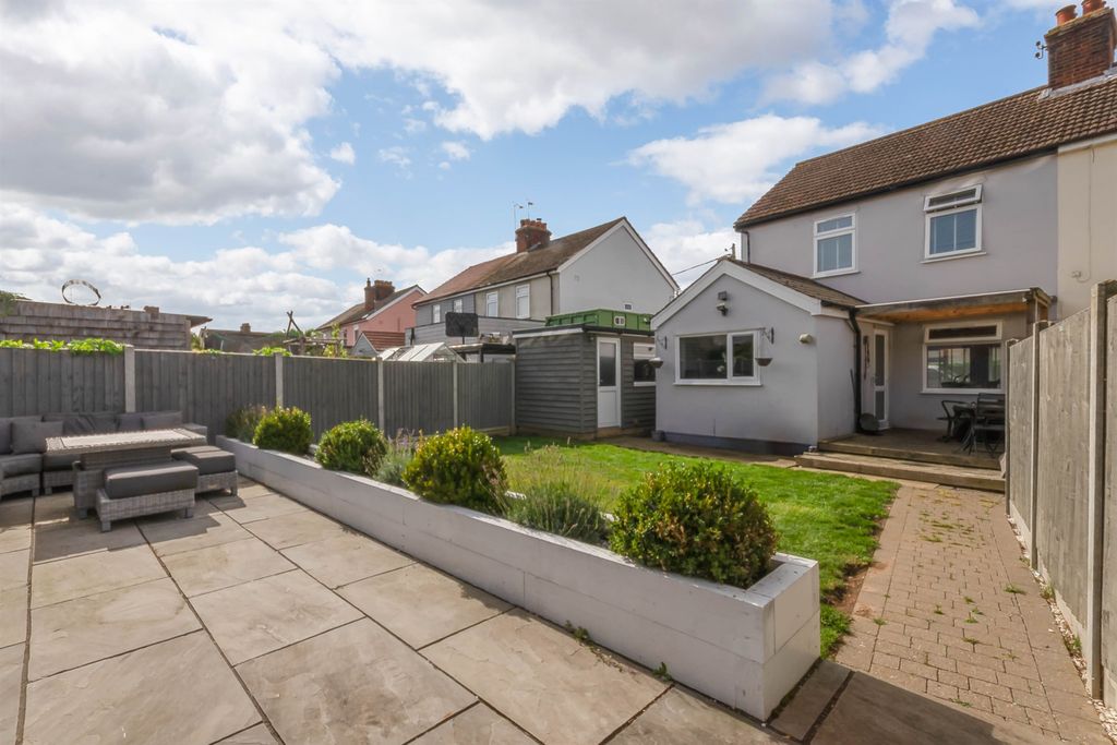 Property photo 2 of 21 Rear Garden