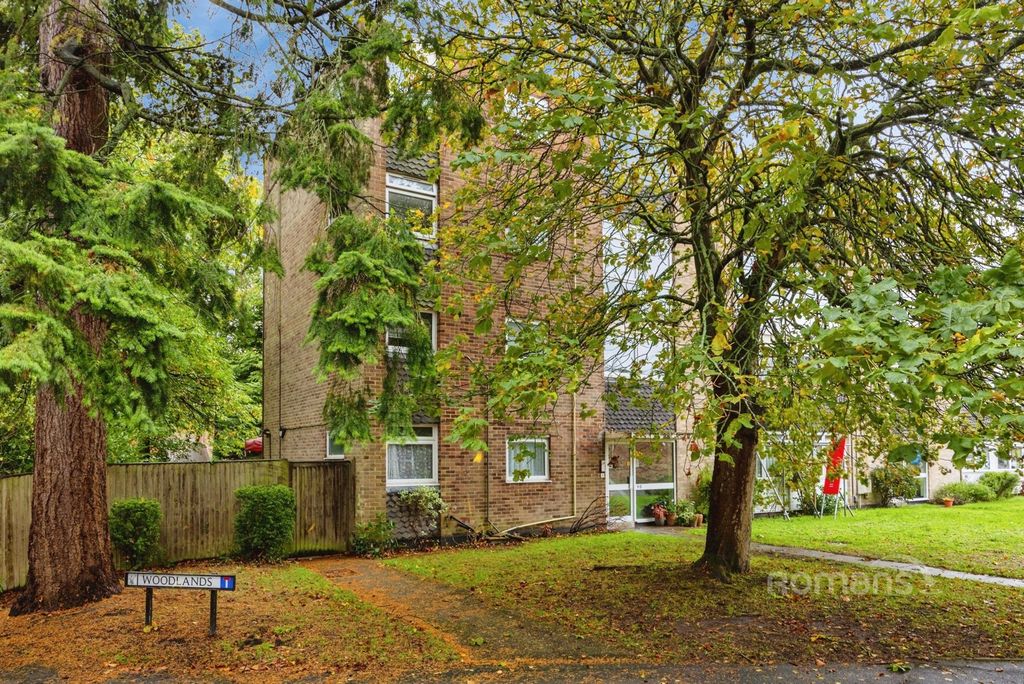 Property photo 1 of 16 Pbox-Img.Jpg