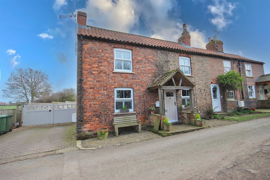 Property photo 1 of 46 Accommodation