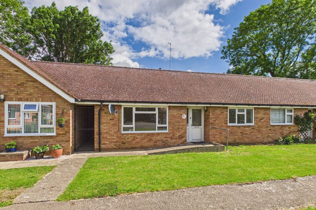 Property photo 1 of 10 Cam02519G0-Pr0449-Still001