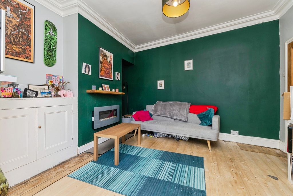 Property photo 3 of 22 Pbox-Img.Jpg
