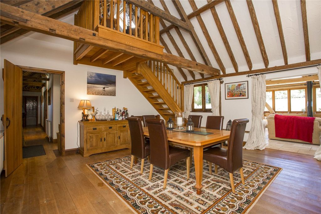 Property photo 2 of 18 Picture No. 05