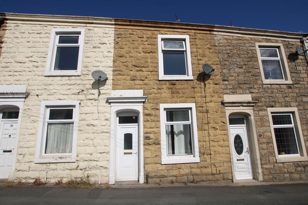 Property photo 1 of 10 1
