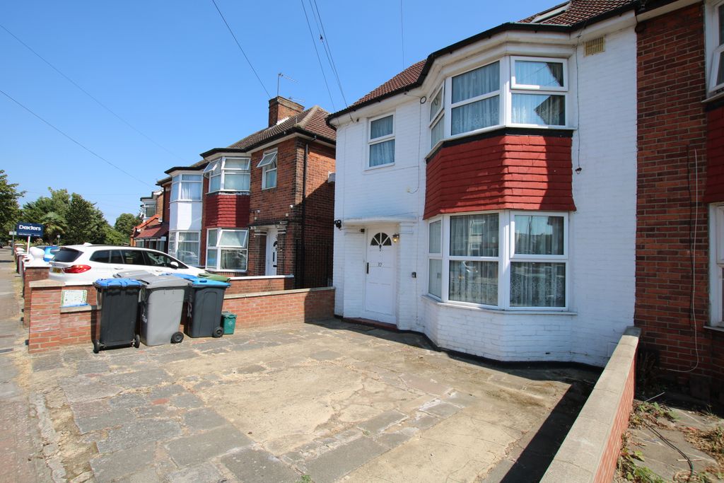 Property photo 1 of 13