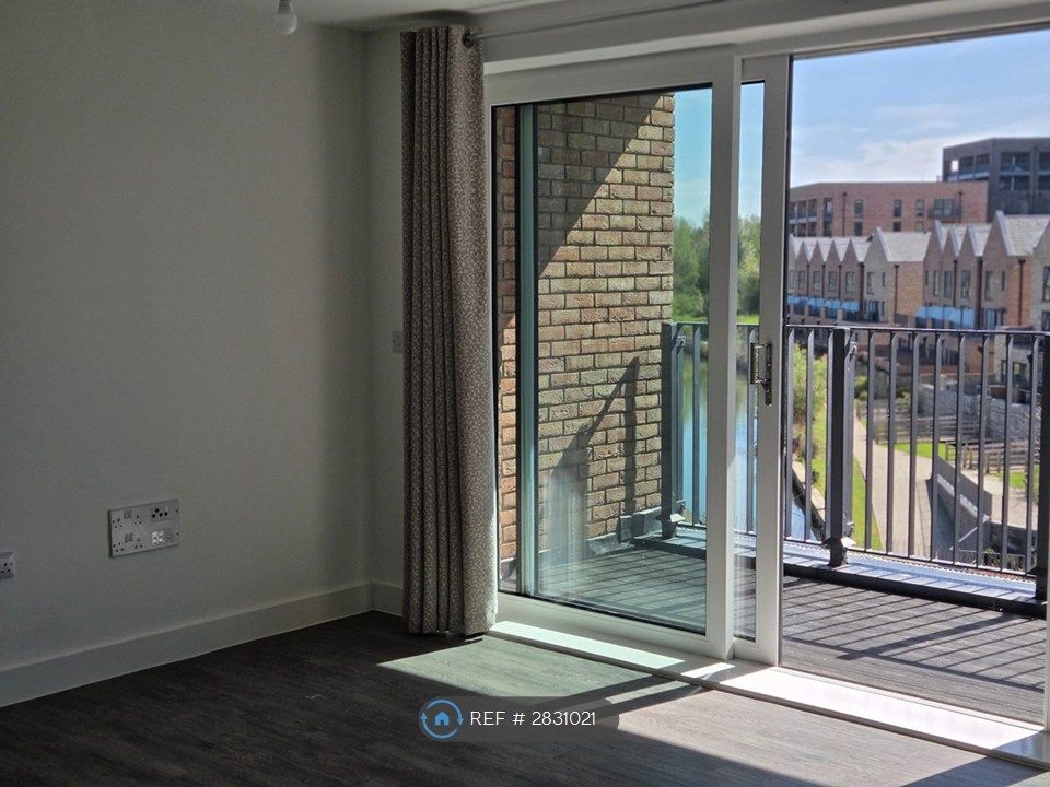 Property photo 3 of 10 Balcony Access